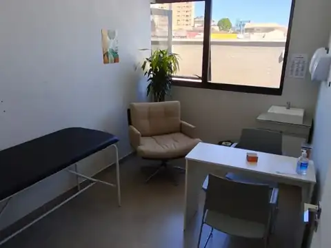 Consultório de clínico geral da Clínica Hikari em Araucária